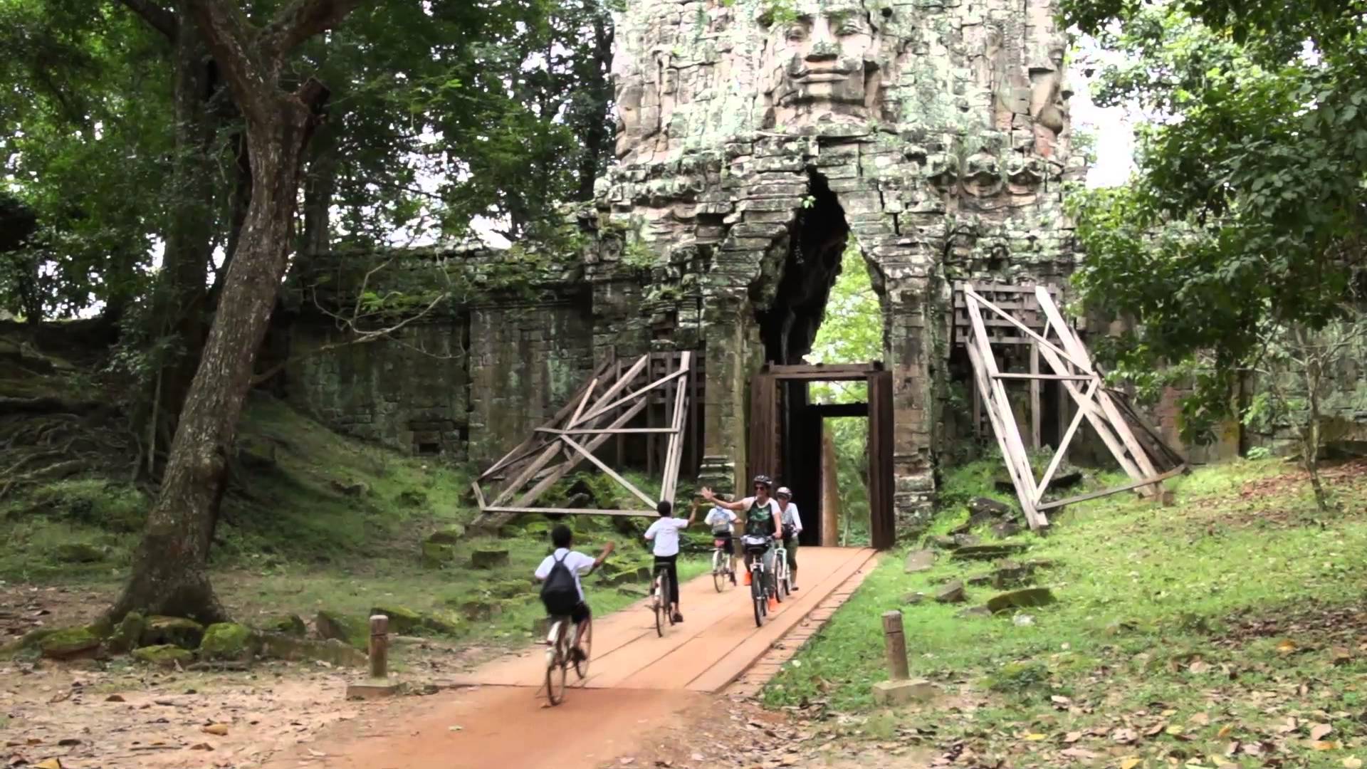 Bicycling in Thailand